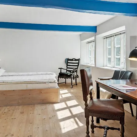 3 Bedroom Awesome In Klemensker