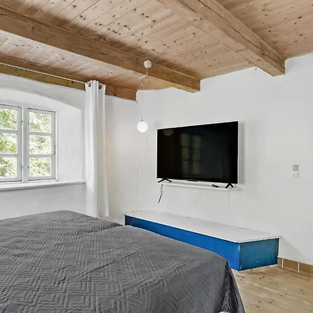 בית נופש 3 Bedroom Awesome In Klemensker